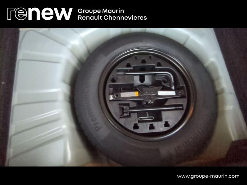 Photo 12 de l’annonce de RENAULT Clio d’occasion à vendre à CHENNEVIÈRES-SUR-MARNE