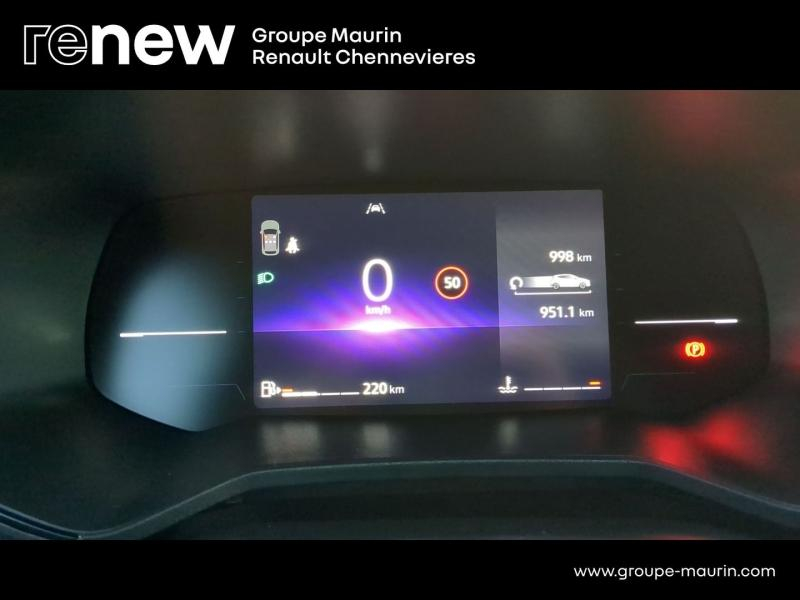 Photo 20 de l’annonce de RENAULT Clio d’occasion à vendre à CHENNEVIÈRES-SUR-MARNE