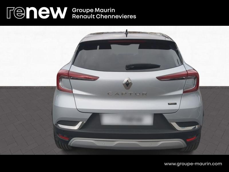 Photo 6 de l’annonce de RENAULT Captur d’occasion à vendre à CHENNEVIÈRES-SUR-MARNE