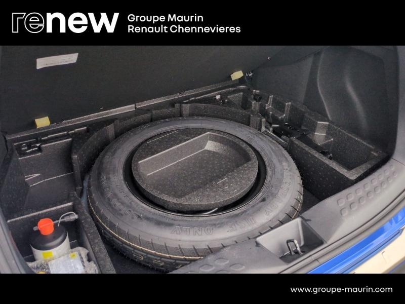 Photo 14 de l’annonce de TOYOTA C-HR d’occasion à vendre à CHENNEVIÈRES-SUR-MARNE