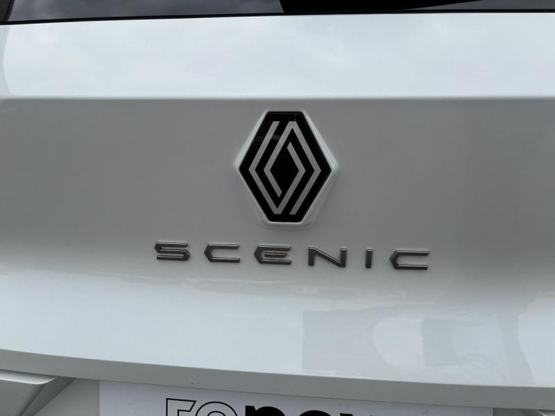 Photo 17 de l’annonce de RENAULT Scenic d’occasion à vendre à CHENNEVIÈRES-SUR-MARNE