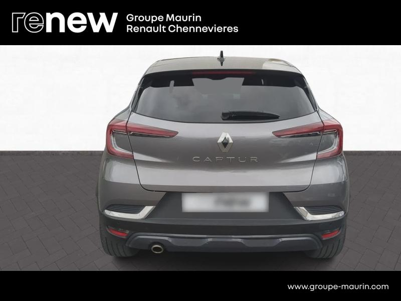 Photo 6 de l’annonce de RENAULT Captur d’occasion à vendre à CHENNEVIÈRES-SUR-MARNE