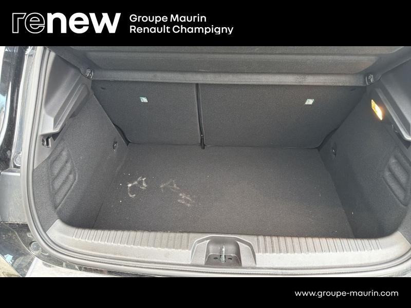 Photo 10 de l’annonce de RENAULT Clio d’occasion à vendre à CHAMPIGNY-SUR-MARNE