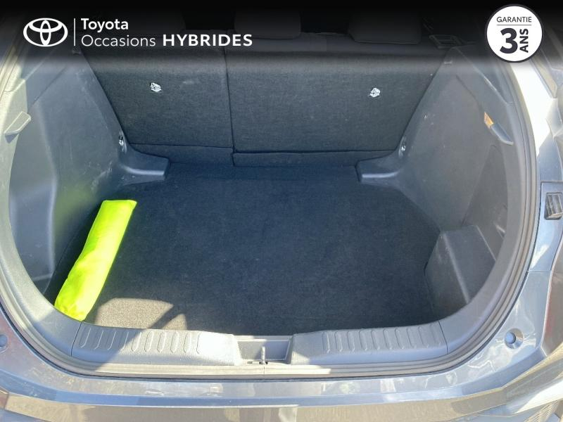 Photo 10 de l’annonce de TOYOTA C-HR d’occasion à vendre à AUBIÈRE