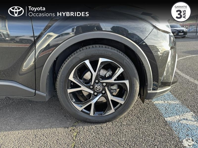 Photo 16 de l’annonce de TOYOTA C-HR d’occasion à vendre à AUBIÈRE