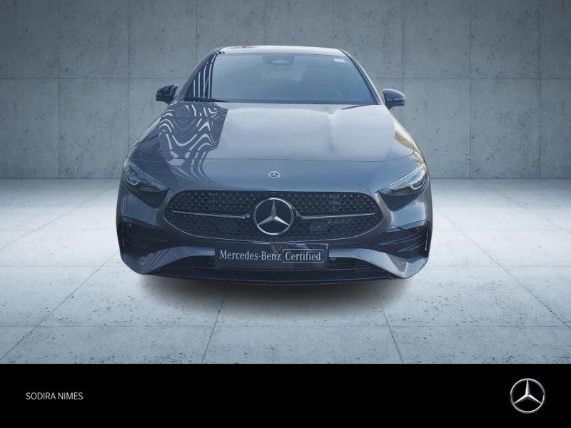 Photo 3 de l’annonce de MERCEDES-BENZ Classe A d’occasion à vendre à NIMES