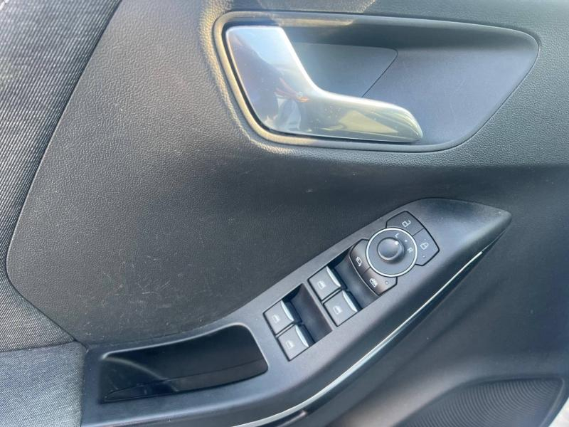 Photo 15 de l’annonce de FORD Puma d’occasion à vendre à TOULON