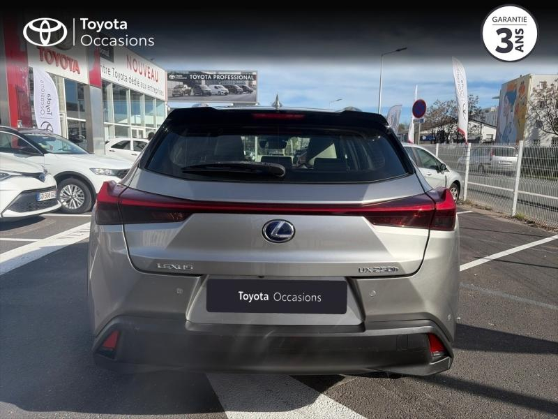 Photo 4 de l’annonce de LEXUS UX d’occasion à vendre à LATTES