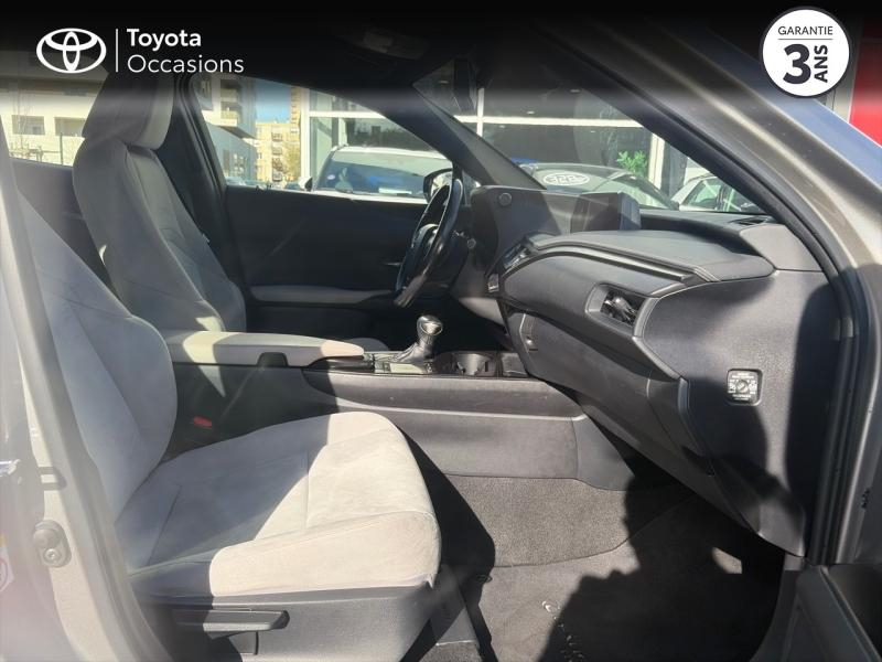 Photo 6 de l’annonce de LEXUS UX d’occasion à vendre à LATTES