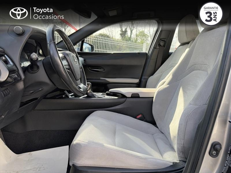 Photo 11 de l’annonce de LEXUS UX d’occasion à vendre à LATTES