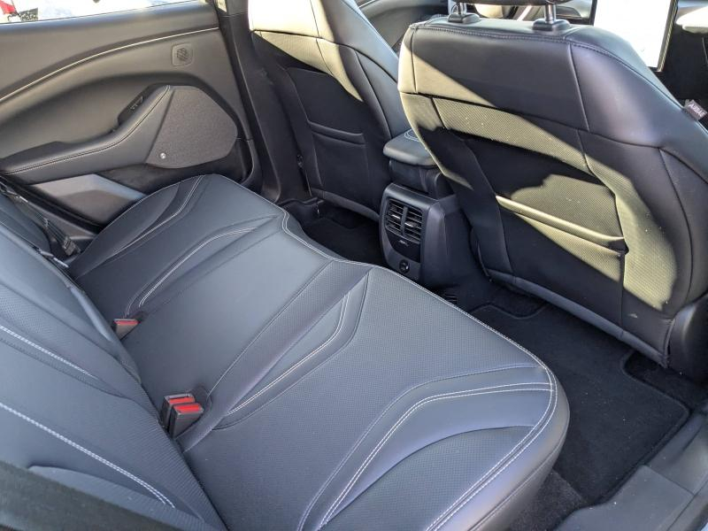 Photo 11 de l’annonce de FORD Mustang Mach-E d’occasion à vendre à AVIGNON