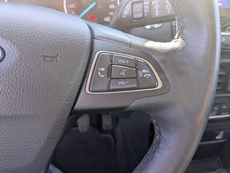 Photo 15 de l’annonce de FORD EcoSport d’occasion à vendre à MARSEILLE