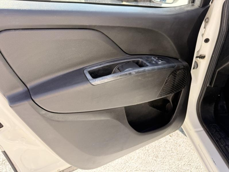 Photo 9 de l’annonce de FIAT Doblo Cargo VUL d’occasion à vendre à AUBAGNE