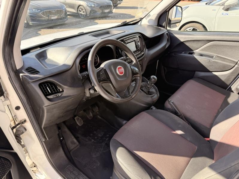 Photo 10 de l’annonce de FIAT Doblo Cargo VUL d’occasion à vendre à AUBAGNE