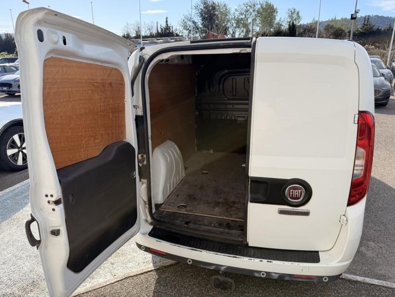 Photo 19 de l’annonce de FIAT Doblo Cargo VUL d’occasion à vendre à AUBAGNE