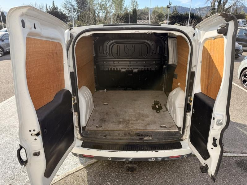 Photo 20 de l’annonce de FIAT Doblo Cargo VUL d’occasion à vendre à AUBAGNE