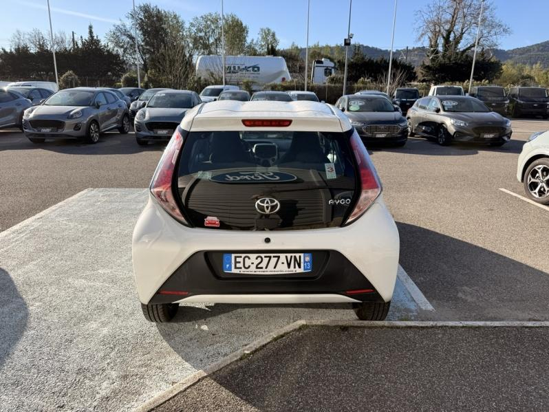 Photo 6 de l’annonce de TOYOTA Aygo d’occasion à vendre à AUBAGNE