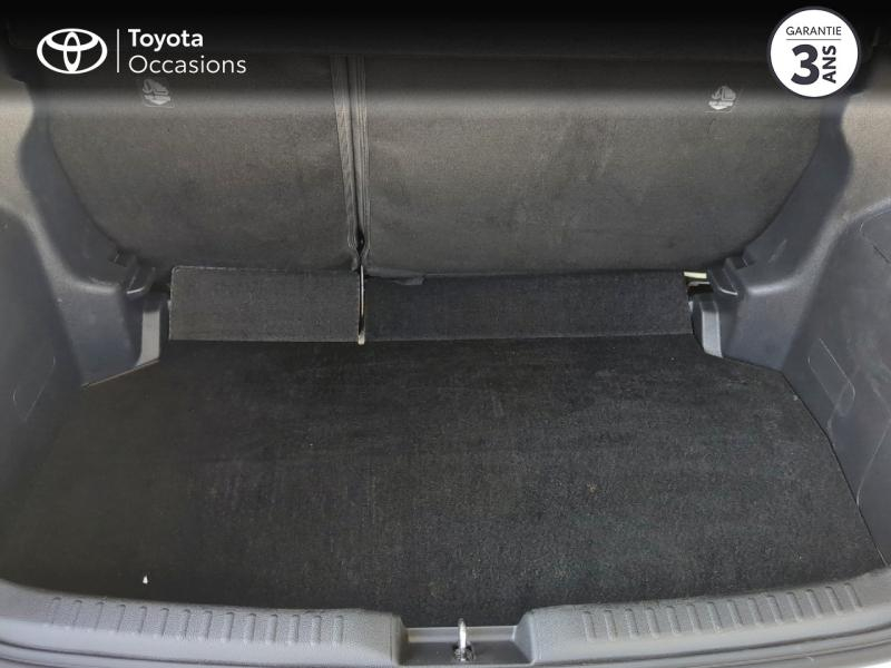 Photo 10 de l’annonce de TOYOTA Yaris d’occasion à vendre à ARLES