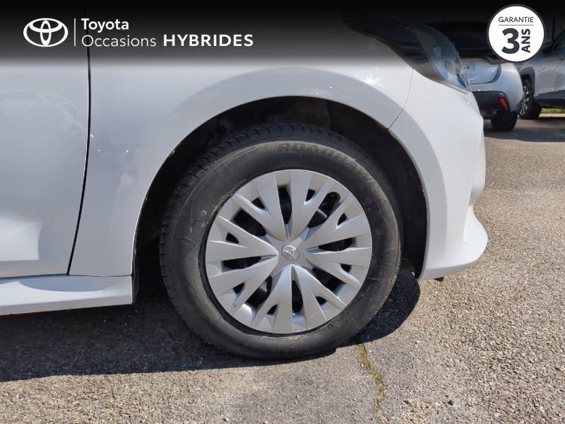 Photo 16 de l’annonce de TOYOTA Yaris d’occasion à vendre à ARLES