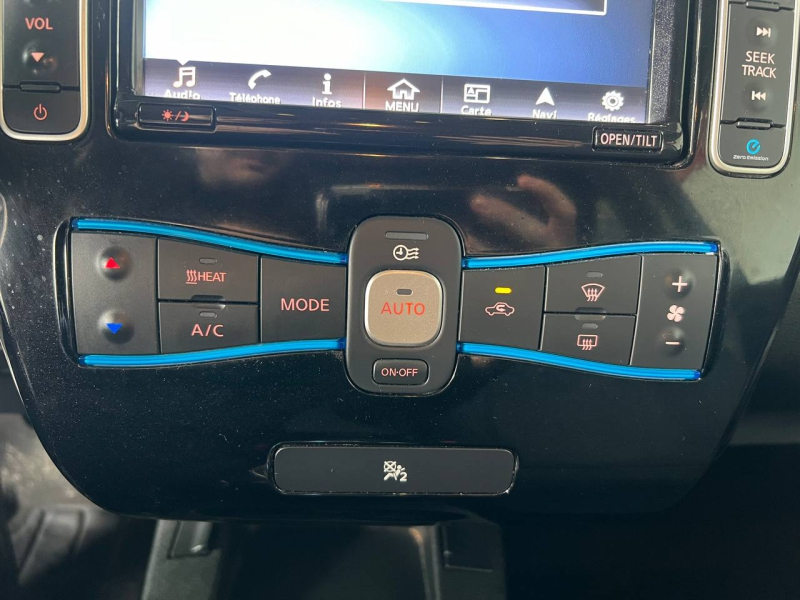 Photo 19 de l’annonce de NISSAN Leaf d’occasion à vendre à ANNECY