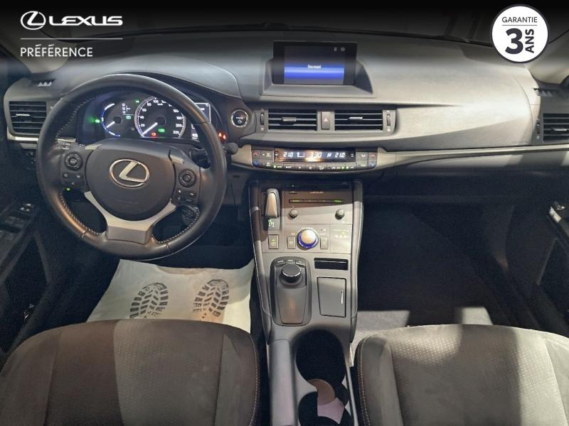 Photo 5 de l’annonce de LEXUS CT d’occasion à vendre à MONTFAVET