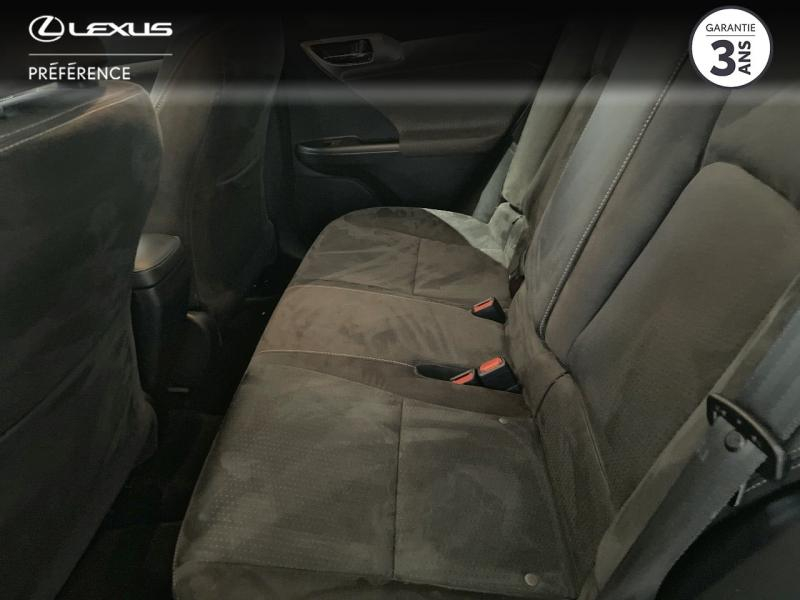 Photo 14 de l’annonce de LEXUS CT d’occasion à vendre à MONTFAVET