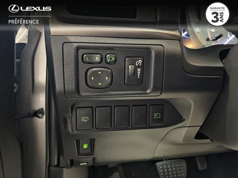 Photo 17 de l’annonce de LEXUS CT d’occasion à vendre à MONTFAVET