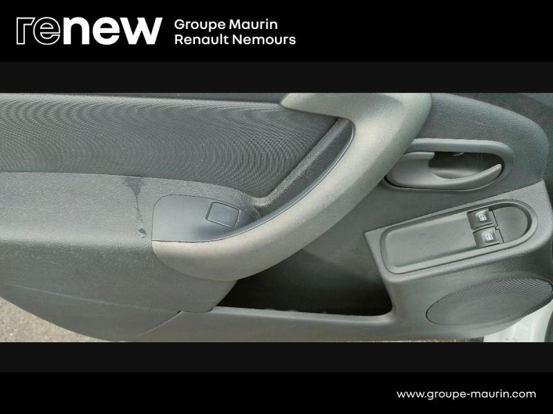 Photo 16 de l’annonce de DACIA Duster d’occasion à vendre à SAINT PIERRE LES NEMOURS