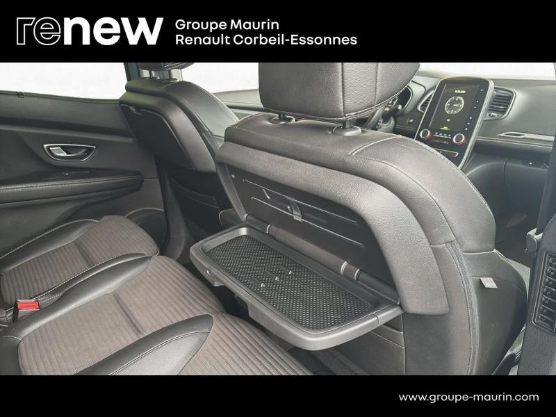 Photo 16 de l’annonce de RENAULT Scenic d’occasion à vendre à CORBEIL-ESSONNES