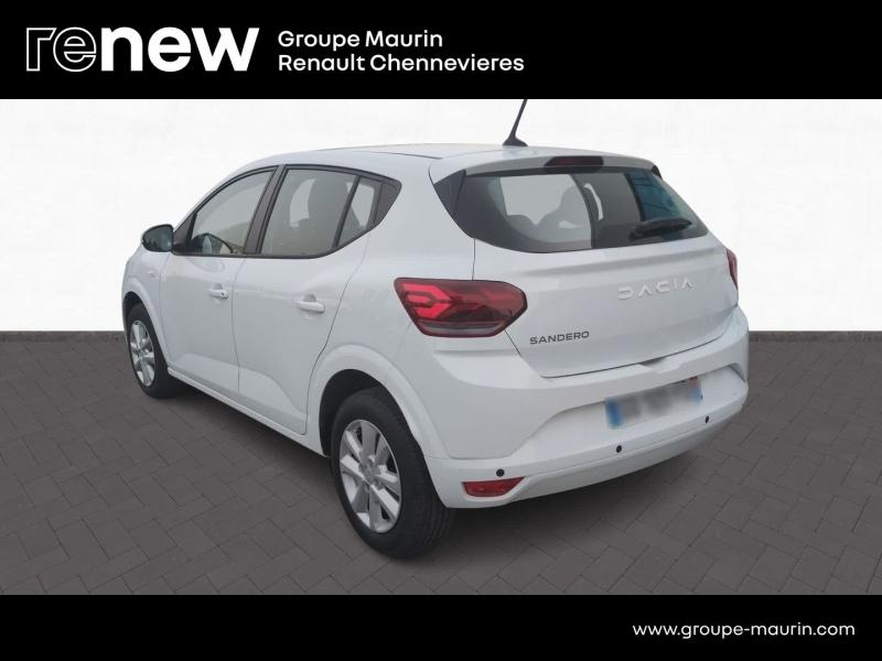Photo 6 de l’annonce de DACIA Sandero d’occasion à vendre à CHENNEVIÈRES-SUR-MARNE