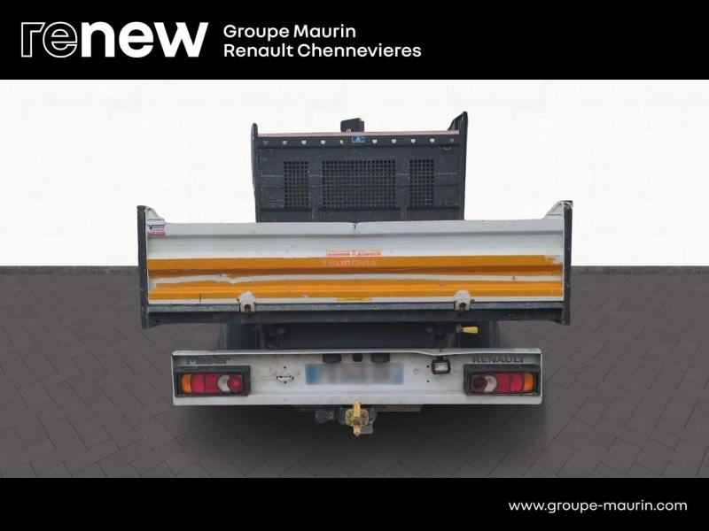 Photo 4 de l’annonce de RENAULT Master Benne VUL d’occasion à vendre à CHENNEVIÈRES-SUR-MARNE
