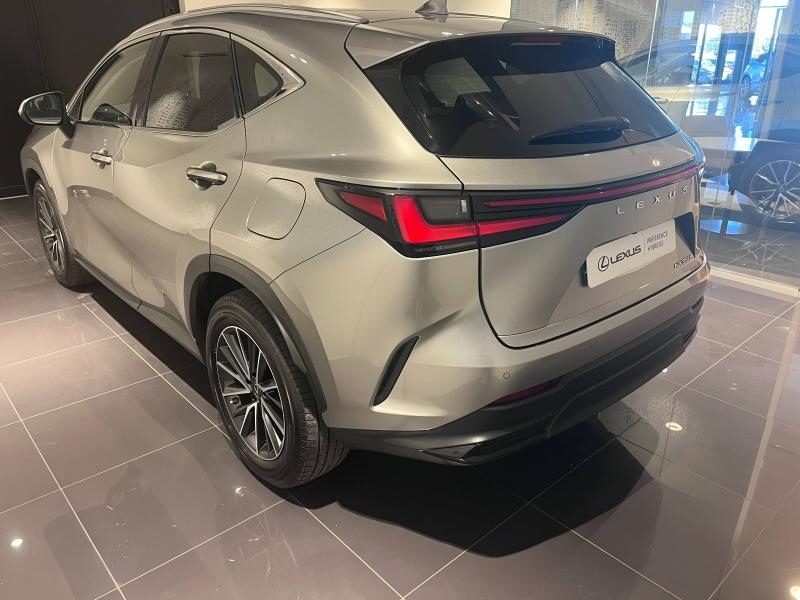 Photo 18 de l’annonce de LEXUS NX d’occasion à vendre à LATTES