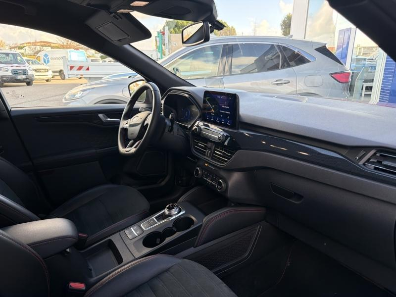 Photo 19 de l’annonce de FORD Kuga d’occasion à vendre à VITROLLES