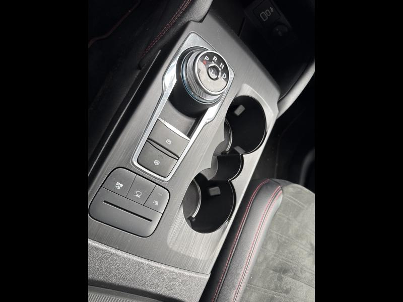 Photo 17 de l’annonce de FORD Kuga d’occasion à vendre à VITROLLES