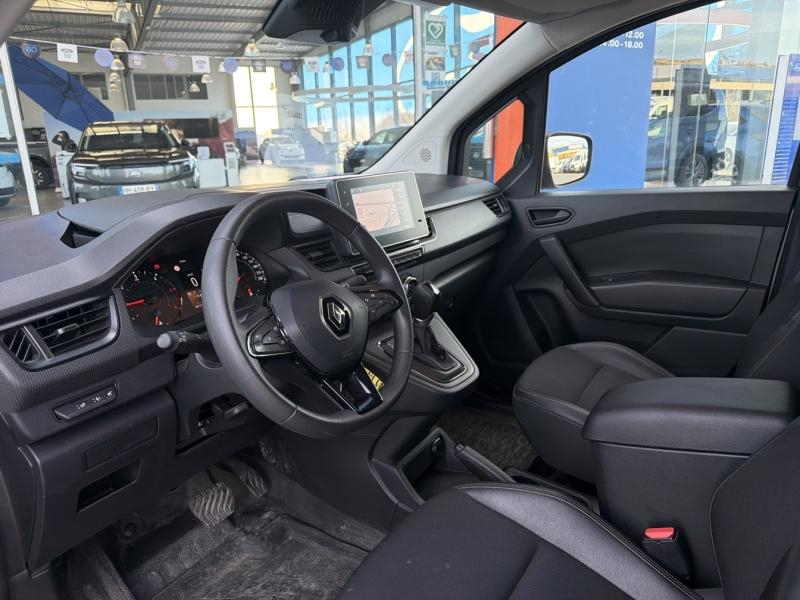 Photo 11 de l’annonce de RENAULT Kangoo Van d’occasion à vendre à VITROLLES