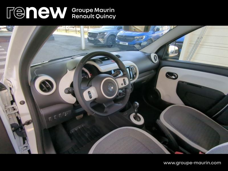 Photo 11 de l’annonce de RENAULT Twingo d’occasion à vendre à QUINCY-SOUS-SÉNART