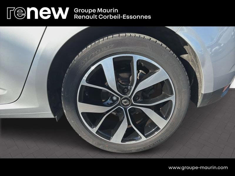 Photo 9 de l’annonce de RENAULT Megane d’occasion à vendre à CORBEIL-ESSONNES