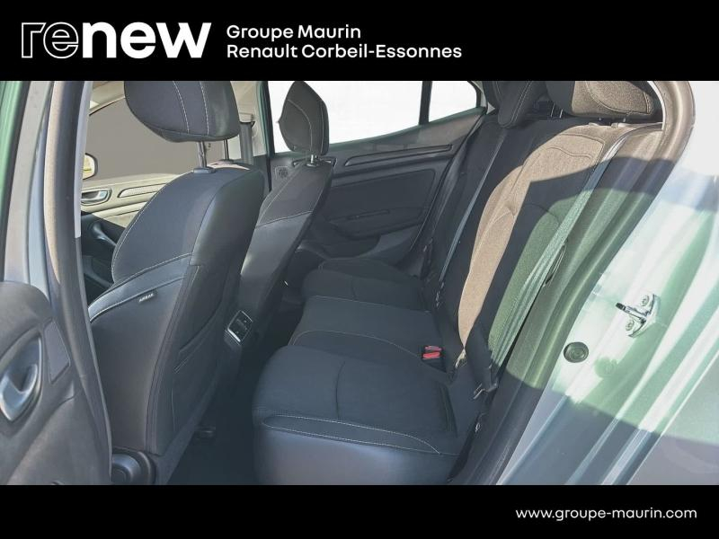 Photo 12 de l’annonce de RENAULT Megane d’occasion à vendre à CORBEIL-ESSONNES