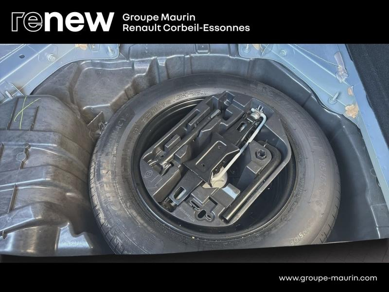 Photo 16 de l’annonce de RENAULT Megane d’occasion à vendre à CORBEIL-ESSONNES