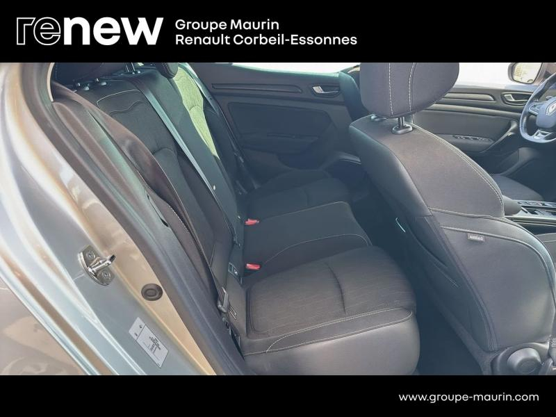 Photo 17 de l’annonce de RENAULT Megane d’occasion à vendre à CORBEIL-ESSONNES