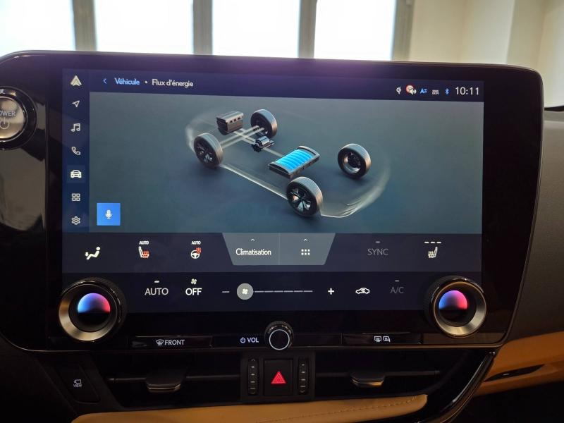 Photo 9 de l’annonce de LEXUS NX d’occasion à vendre à AUBIÈRE