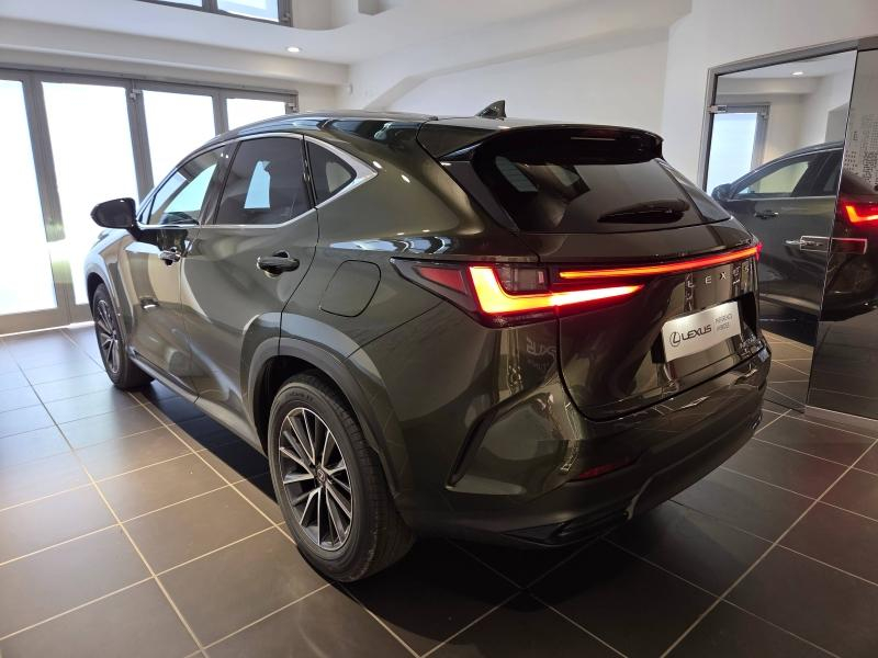 Photo 17 de l’annonce de LEXUS NX d’occasion à vendre à AUBIÈRE