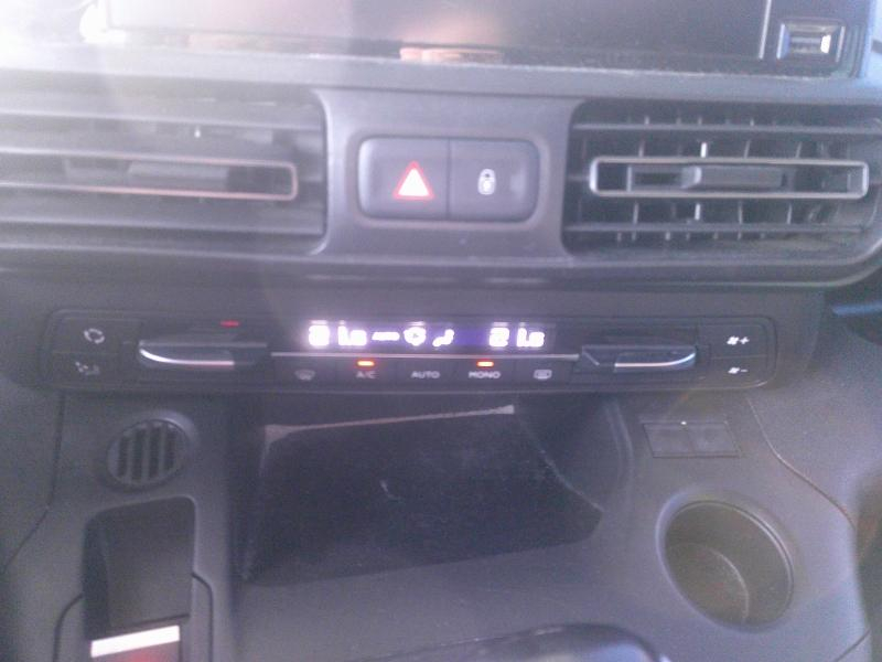 Photo 11 de l’annonce de CITROEN Berlingo d’occasion à vendre à PERPIGNAN