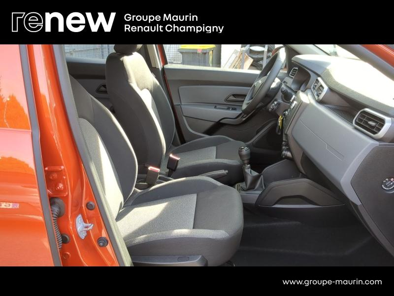 Photo 14 de l’annonce de DACIA Duster d’occasion à vendre à CHENNEVIÈRES-SUR-MARNE