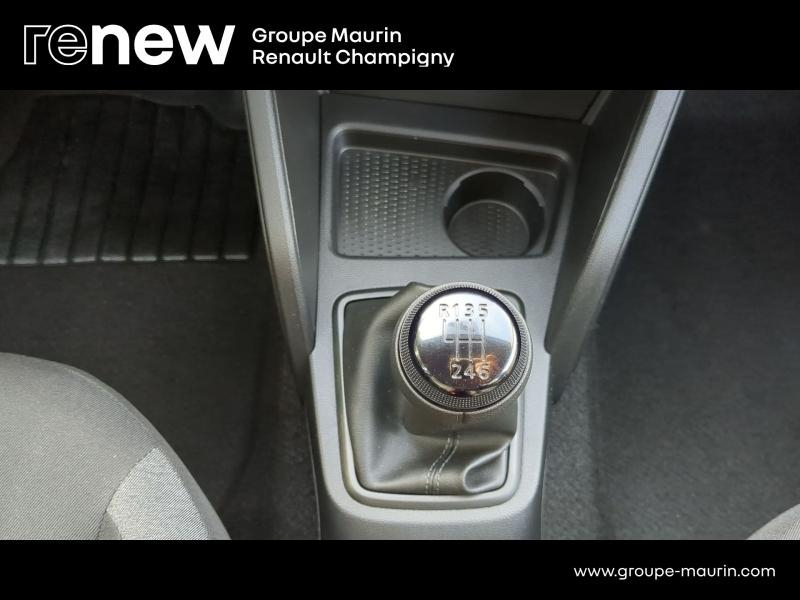 Photo 16 de l’annonce de DACIA Duster d’occasion à vendre à CHENNEVIÈRES-SUR-MARNE