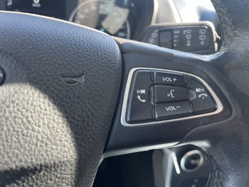 Photo 16 de l’annonce de FORD EcoSport d’occasion à vendre à BRIGNOLES