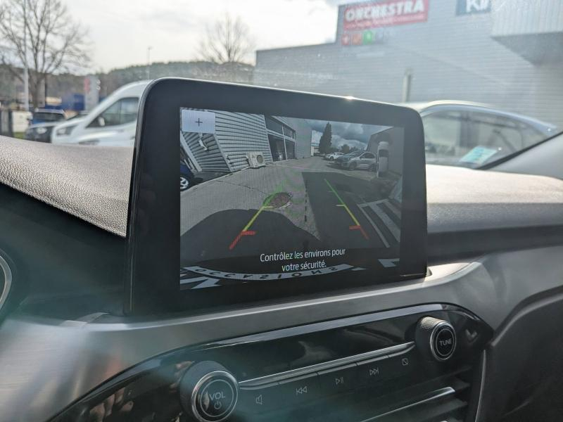 Photo 20 de l’annonce de FORD Kuga d’occasion à vendre à DRAGUIGNAN