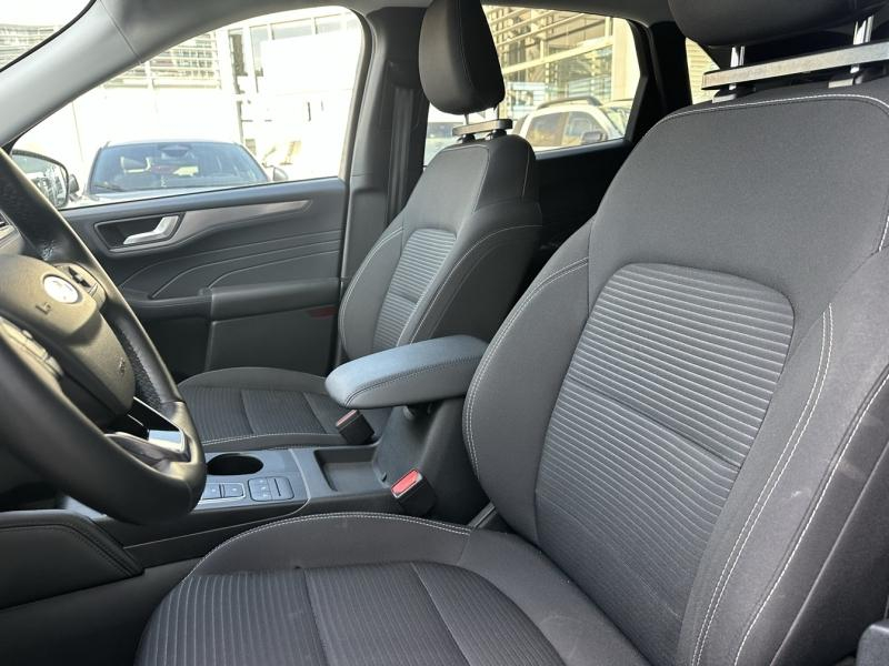 Photo 10 de l’annonce de FORD Kuga d’occasion à vendre à NARBONNE