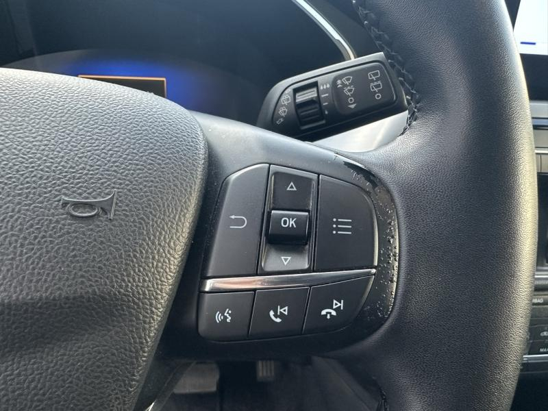 Photo 19 de l’annonce de FORD Kuga d’occasion à vendre à NARBONNE