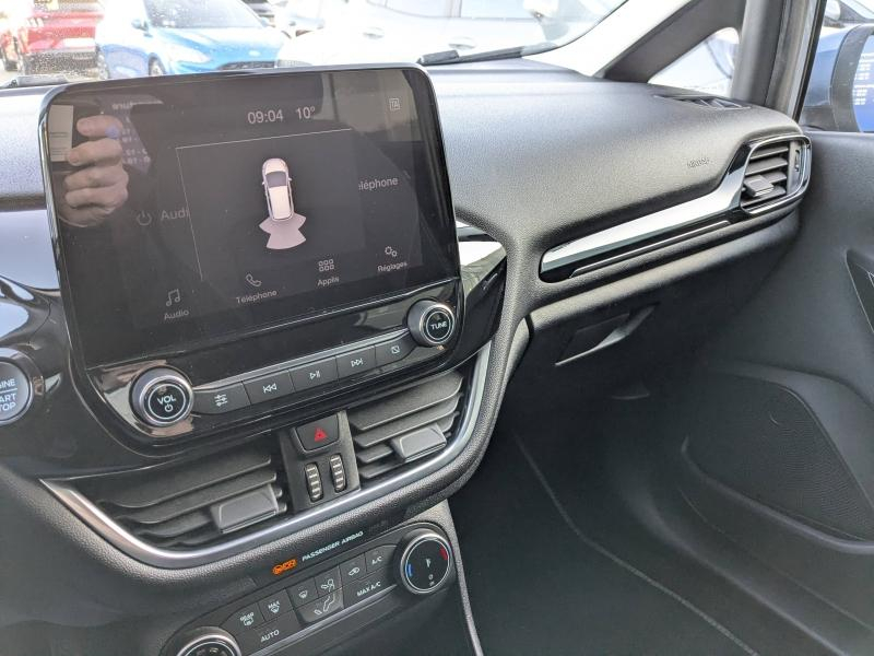 Photo 14 de l’annonce de FORD Fiesta d’occasion à vendre à AVIGNON